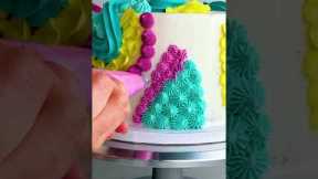 This cake decorating ASMR is a sweet treat #shorts