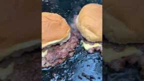 The Perfect Smashburger Technique